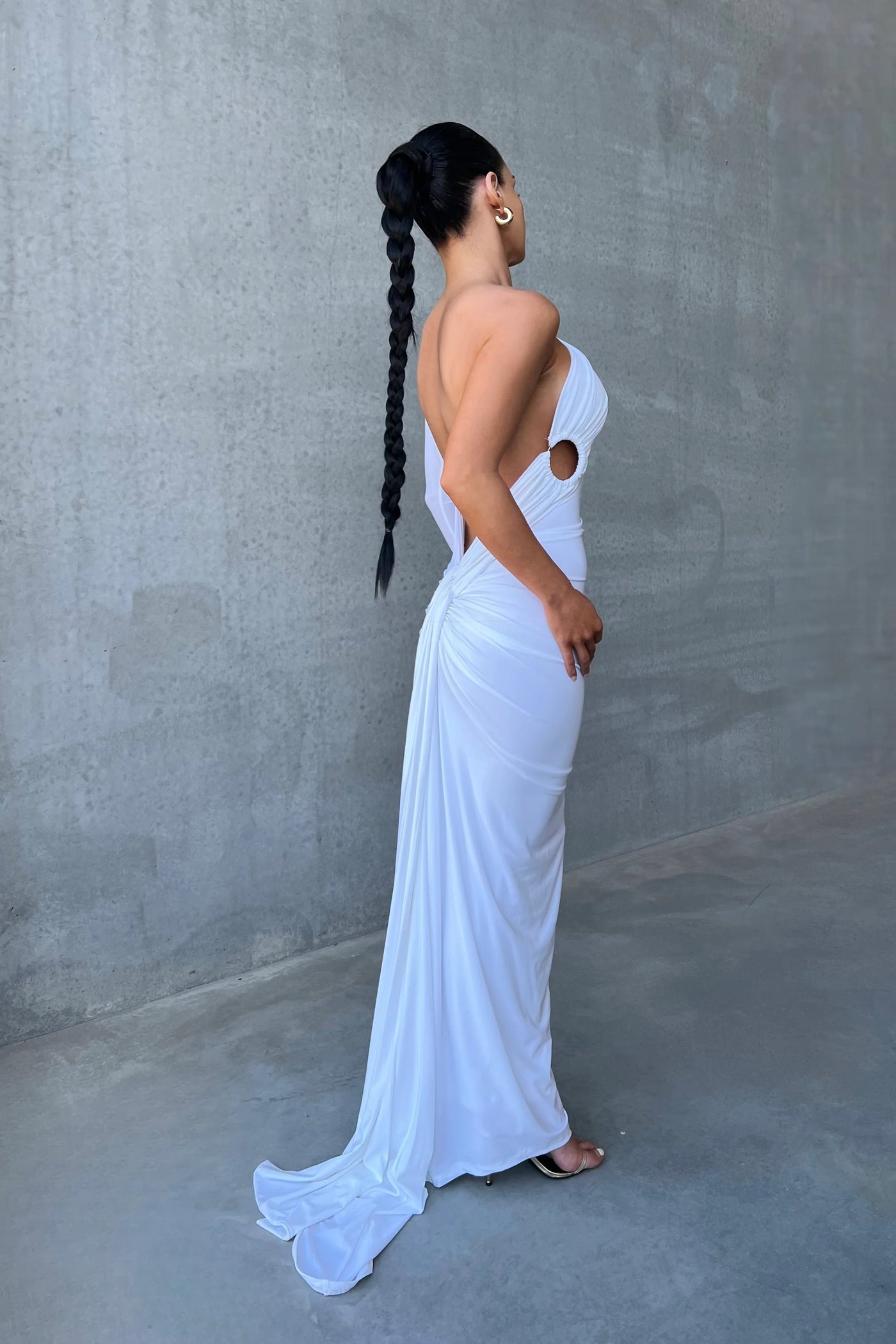 Acia Gown - White - SHOPJAUS - JAUS