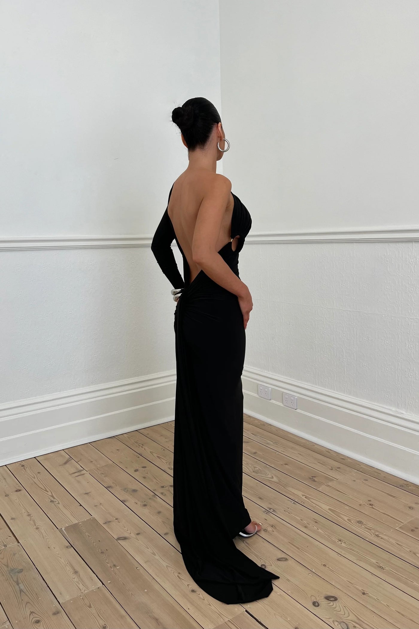 Acia Gown - Black - SHOPJAUS - JAUS