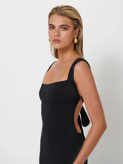 Helena Gown - Black - SHOPJAUS - JAUS